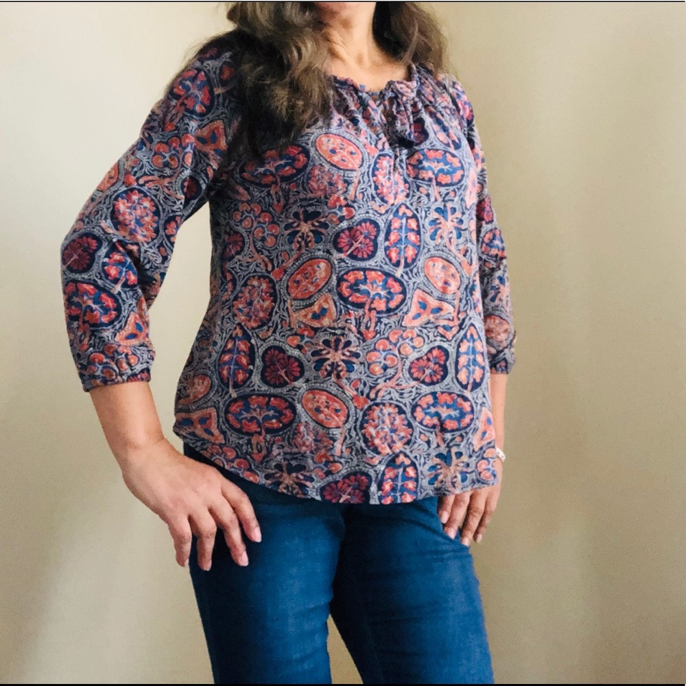 📦Lucky Brand-perfect top for dressy or casual. - Picture 4 of 6